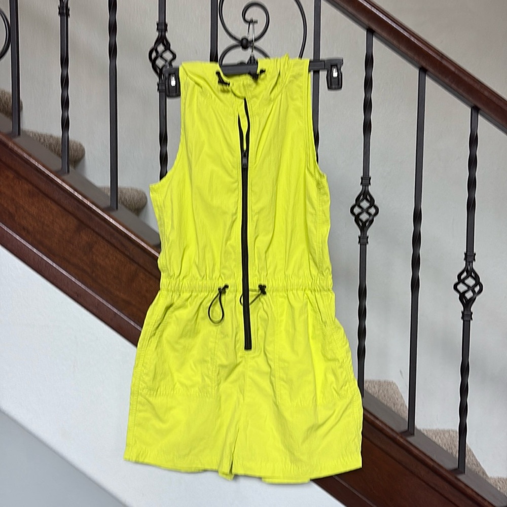 Urban Daisy Nylon Bright Yellow Zipper Front Hooded Romper